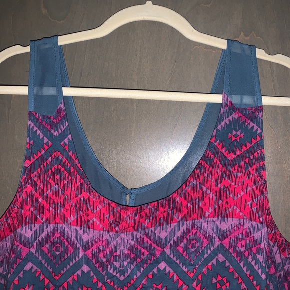 Colorful lightweight tank top - Picture 2 of 4